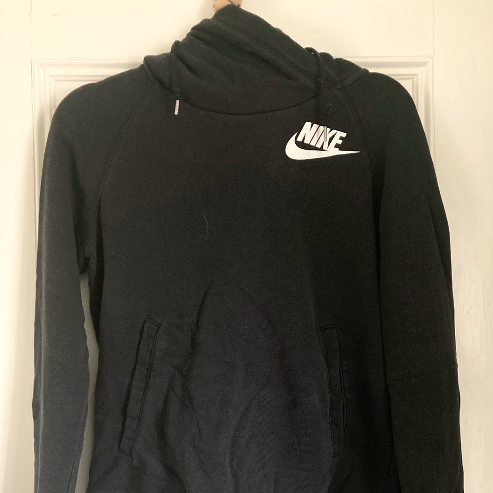 Nike Funnel-Neck Hoodie